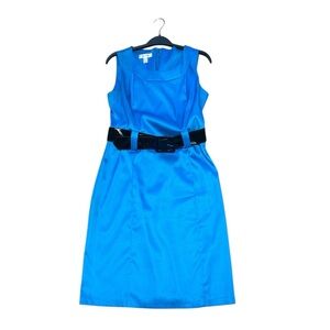 💙 Cool royal blue dress with chunky black belt.
